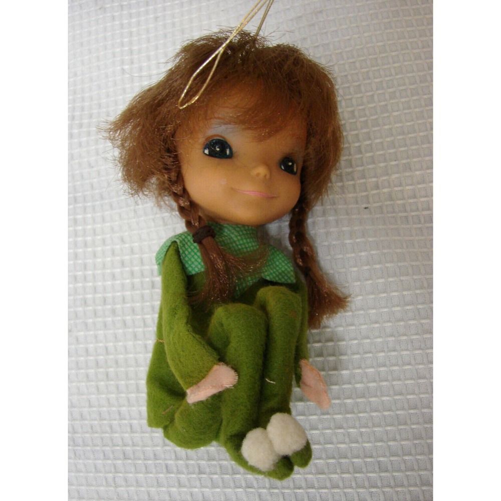Vtg 1968 KAMAR JAPAN Knee Hugger Ornament Big Eye Girl Doll Braids Green Outfit